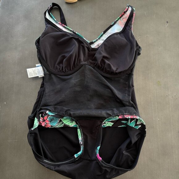 GABAR Swimwear‎ One Piece Swimsuit Bathing Suit Black Floral Tropical Ruching 10 - Picture 7 of 13